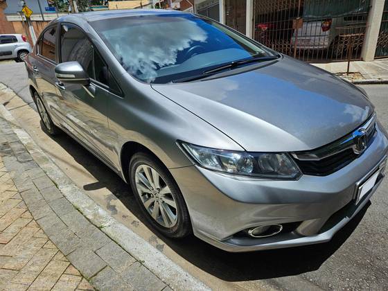 HONDA CIVIC 2.0 LXR 16V FLEX 4P AUTOMÁTICO HONDA CIVIC 2.0 LXR 16V FLEX 4P AUTOMÁTICO